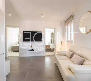 Stan 53 m², Varoš, Split — 2SS, balkon, s pogledom na centar grada
