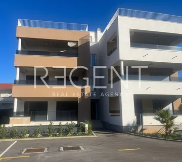 Zadar, Sukošan - Luksuzan penthouse 172 m2 novogradnja