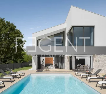 Istra, Ližnjan - luksuzna vila s privatnim bazenom 400m2 - cover