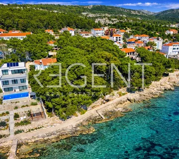 Pelješac, Orebić - Građevinsko zemljište prvi red do mora