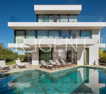 Sukošan – Luksuzna moderna vila s bazenom 495 m2 - cover