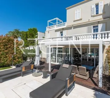 Rovinj – Luksuzna vila s bazenom i pogledom na more