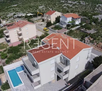 Karlobag, Cesarica – Kuća s apartmanima s pogledom na more