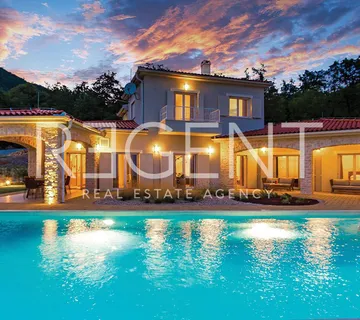 Opatija, Veprinac – Luksuzna vila na parceli od 1175 m2 - Veprinac, Opatija