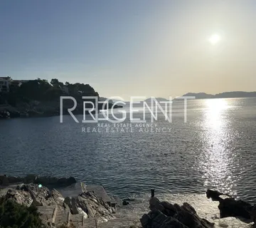 Korčula, Blato - građevinsko zemljište prvi red uz more 12,294 m2 - cover
