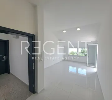Crikvenica - Trosoban stan 50 m2 novogradnja - cover