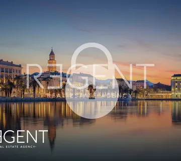Split, Meje - Trosoban stan s pogledom na more