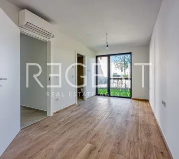 Istra, Novigrad - Trosoban apartman u luksuznom stambenom kompleksu