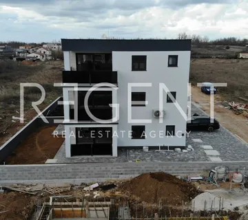 Zadar, Privlaka - Penthouse novogradnja u blizini mora