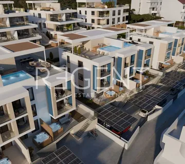 Trogir, Čiovo - Penthouse u luksuznom apartmanskom naselju u blizini mora 163 m2