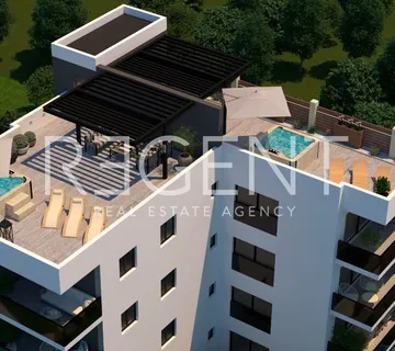 Trogir, Okrug Gornji – Dvosoban penthouse s krovnom terasom 77 m2 novogradnja