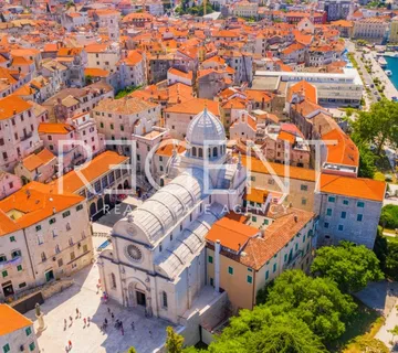 Šibenik, Centar - Kamena kuća u samom centru Šibenika 94 m2 - cover