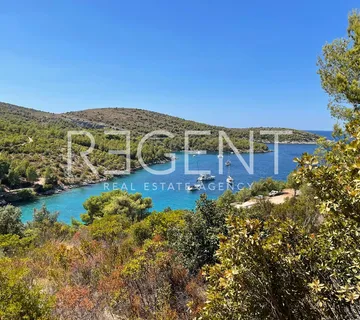 Hvar - Poljoprivredno zemljište, 46000 m2
