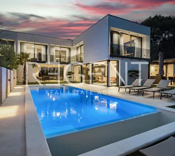 Istra, Medulin - Prekrasna moderna vila 220 m2