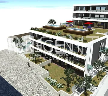 Split, Podstrana - Luksuzan dvoetažni stan prvi red uz more, 200 m2 - Podstrana - Miljevac, Podstrana