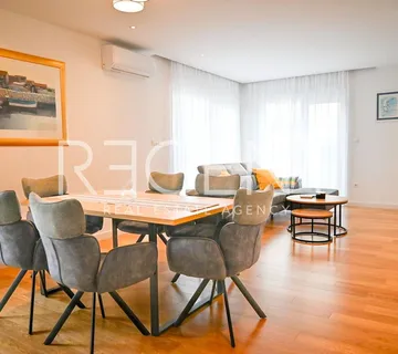 Podstrana, Strožanac - Dvosoban stan s vrtom 71 m2 dugoročno