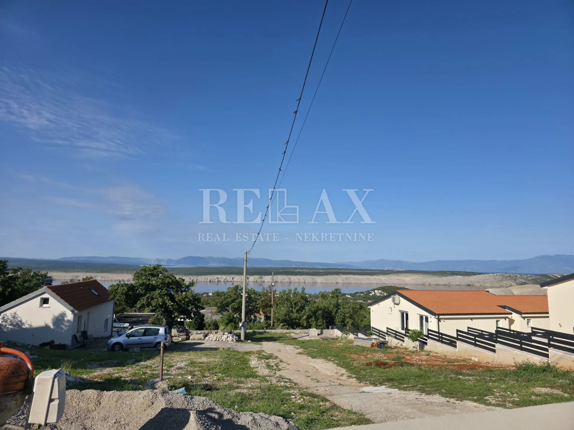 Jadranovo - građevinski teren s pogledom na more - cover