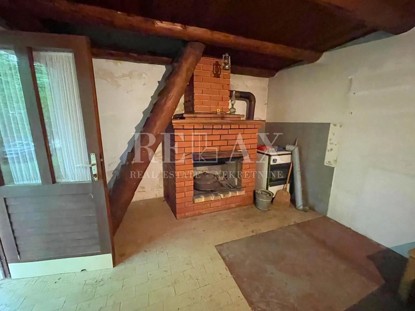 Bribir, Lukovo - vikendica za adaptaciju - cover