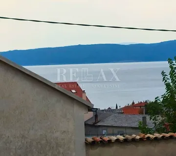 Novi Vinodolski - kuća u centru grada - cover