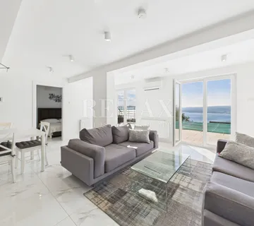 Crikvenica - luksuzna kuća s bazenom - cover