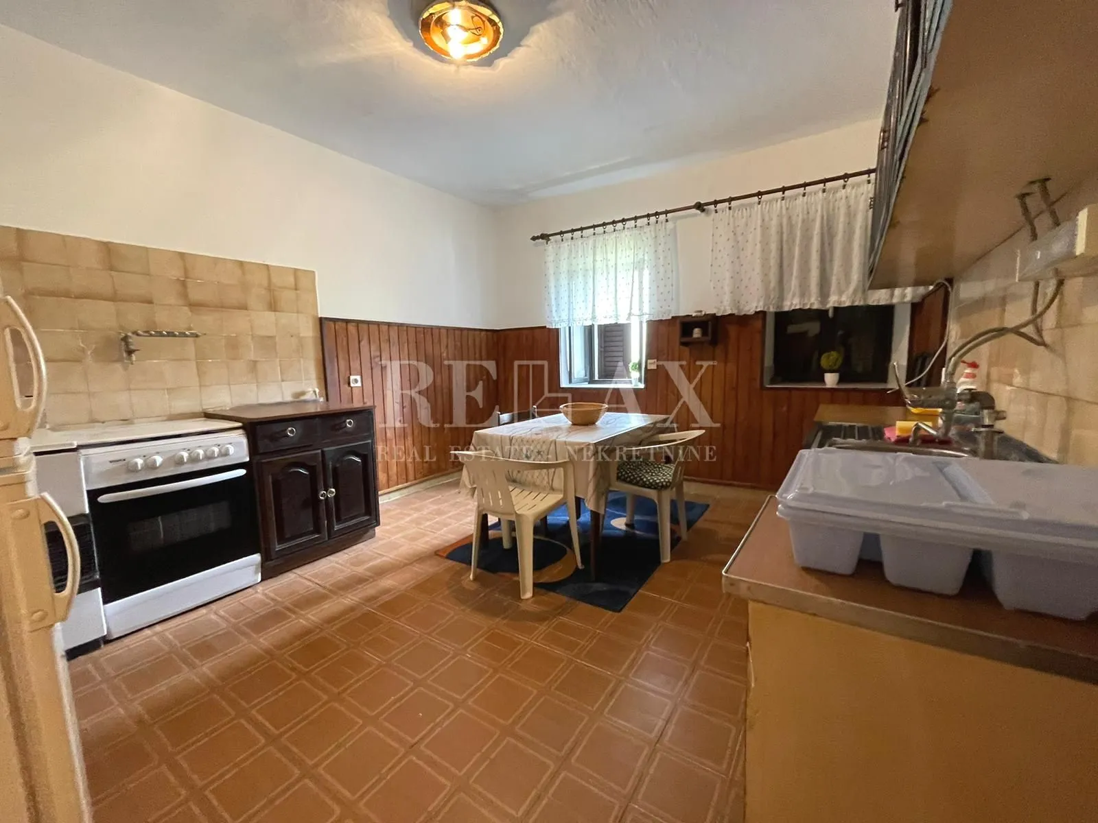 Bribir - Kuća s garažom - cover