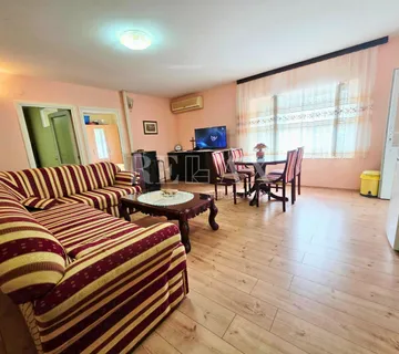 Sveti Juraj -  1. red do mora, 2 stana - cover