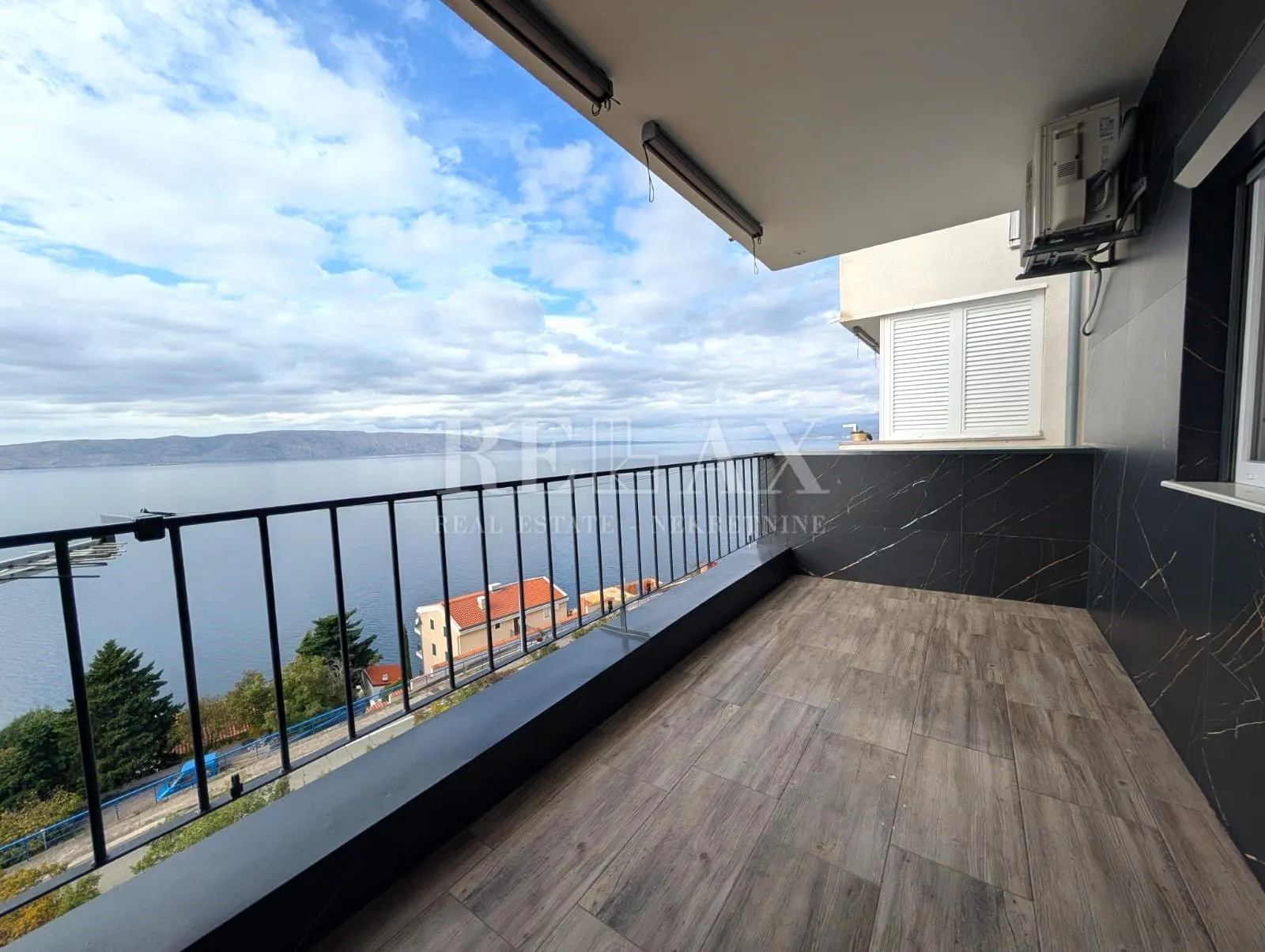 Senj - novoadaptirani stan u blizini mora - cover