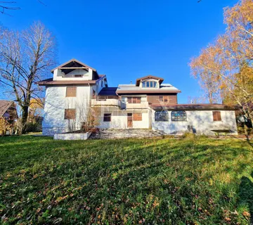 Fužine - samostojeća kuća s velikom okućnicom - cover