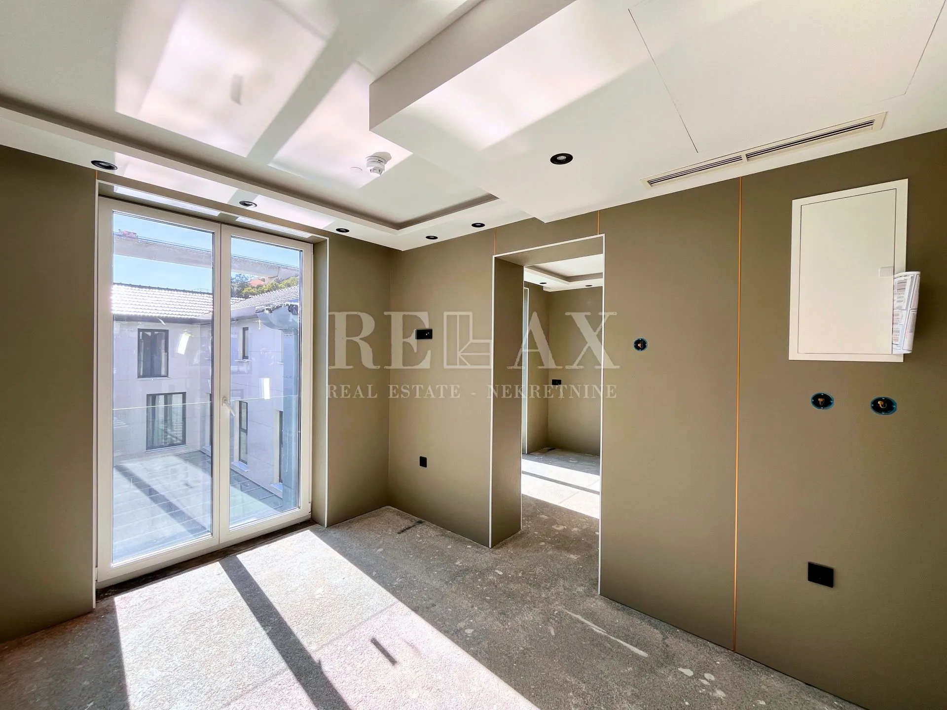 Crikvenica – apartman u luksuznoj novogradnji - cover