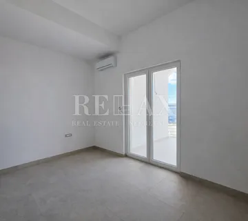 Crikvenica - jednosobni stan, 36,04 m2, parking - cover