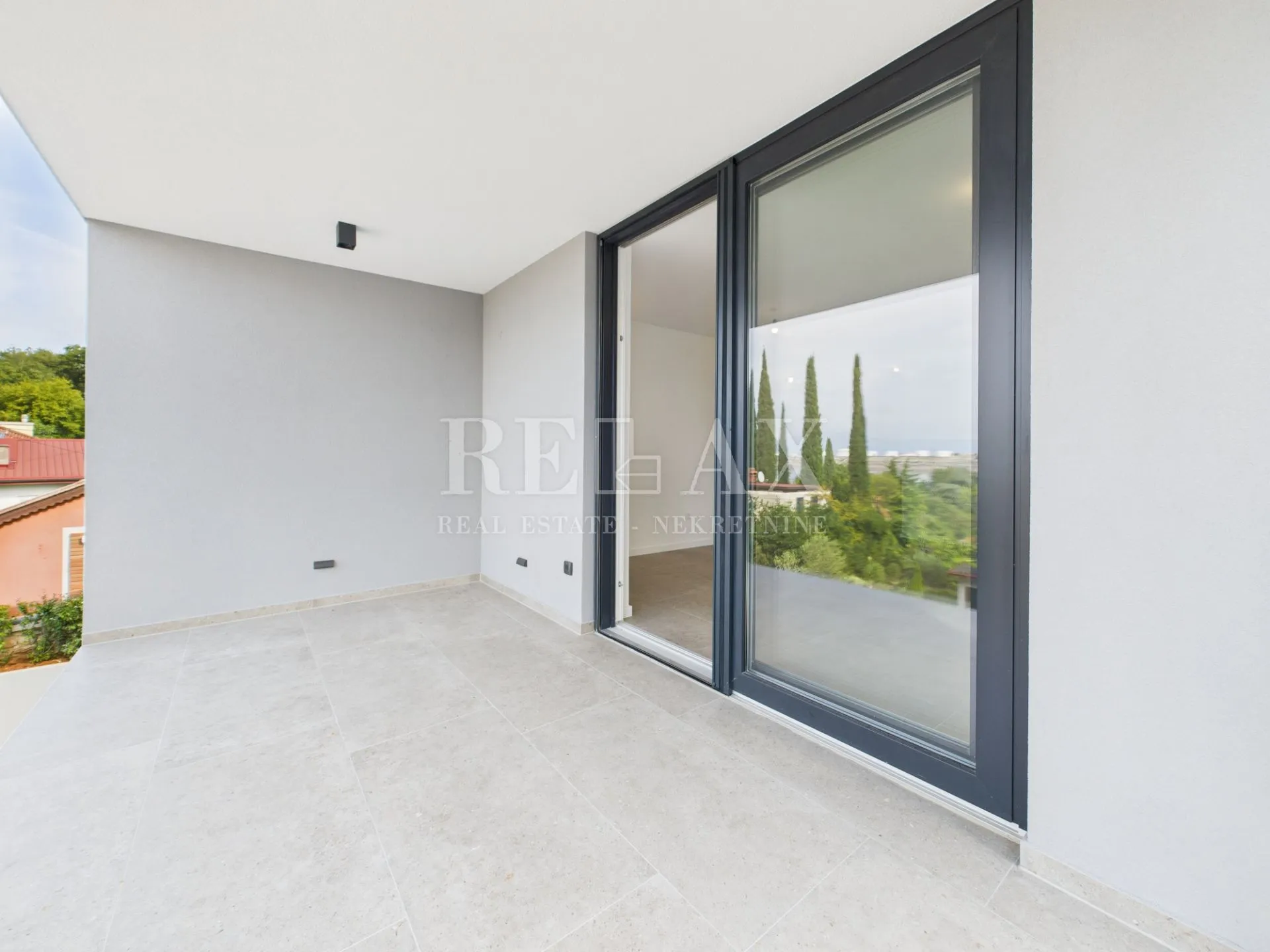 Omišalj - novogradnja, 150 m od plaže - cover