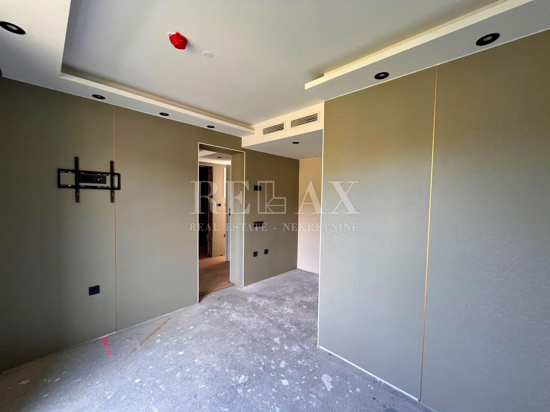 Crikvenica - apartman u novogradnji s liftom, 13.9 m2 - cover