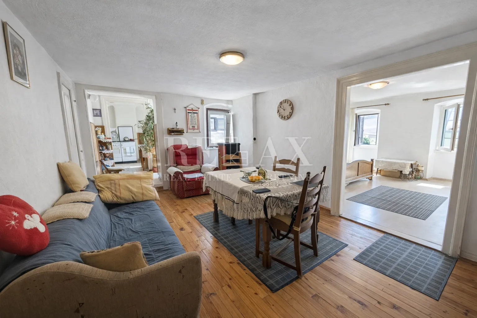 Senj - prostrani stan u centru - cover