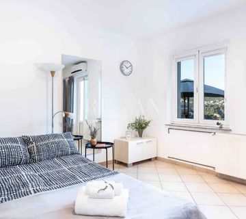 Opatija - 3 apartmana sa vrtom - cover