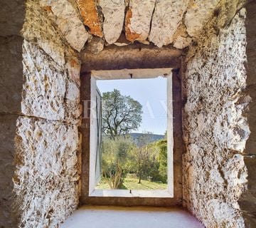 Bribir - kamena kuća za renovaciju s pogledom - cover