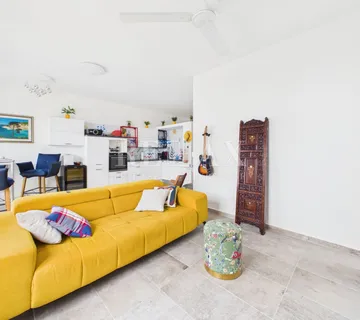 Otok Krk, Bogovići - stan s vlastitim bazenom, okućnica - cover