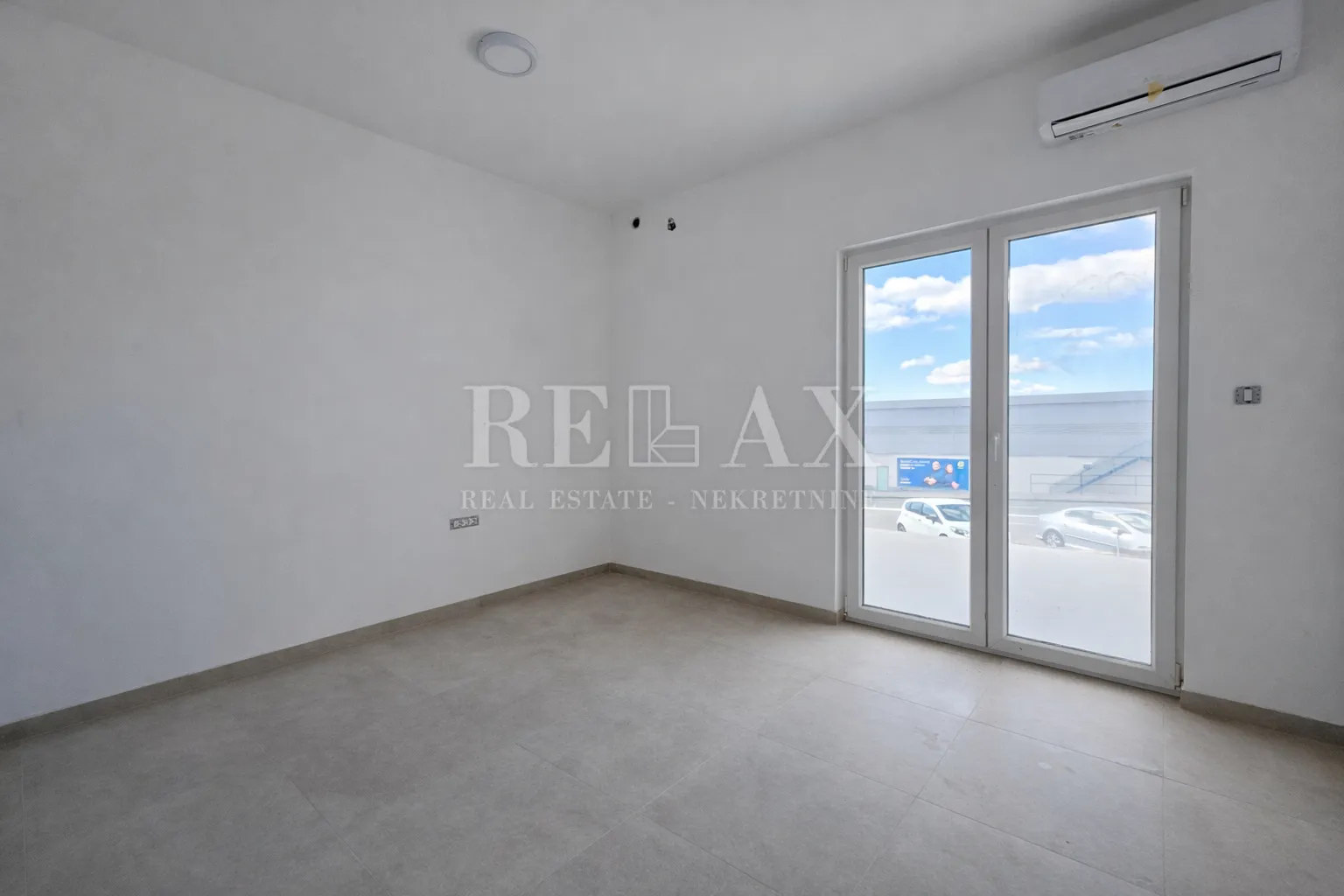 Crikvenica - stan s jednom spavaćom sobom, 37,50 m2, parking - cover