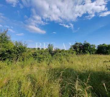 Viškovo, Marčelji - građevinski teren od 4700 m2 - cover