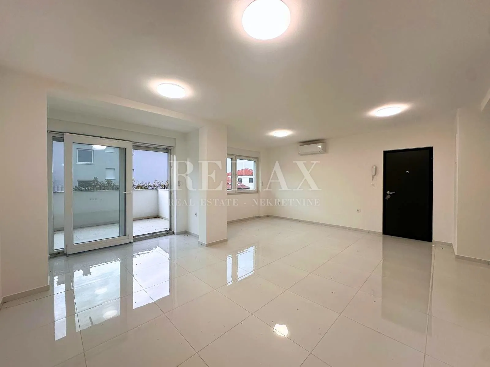 Crikvenica - jednosoban stan, novogradnja - cover