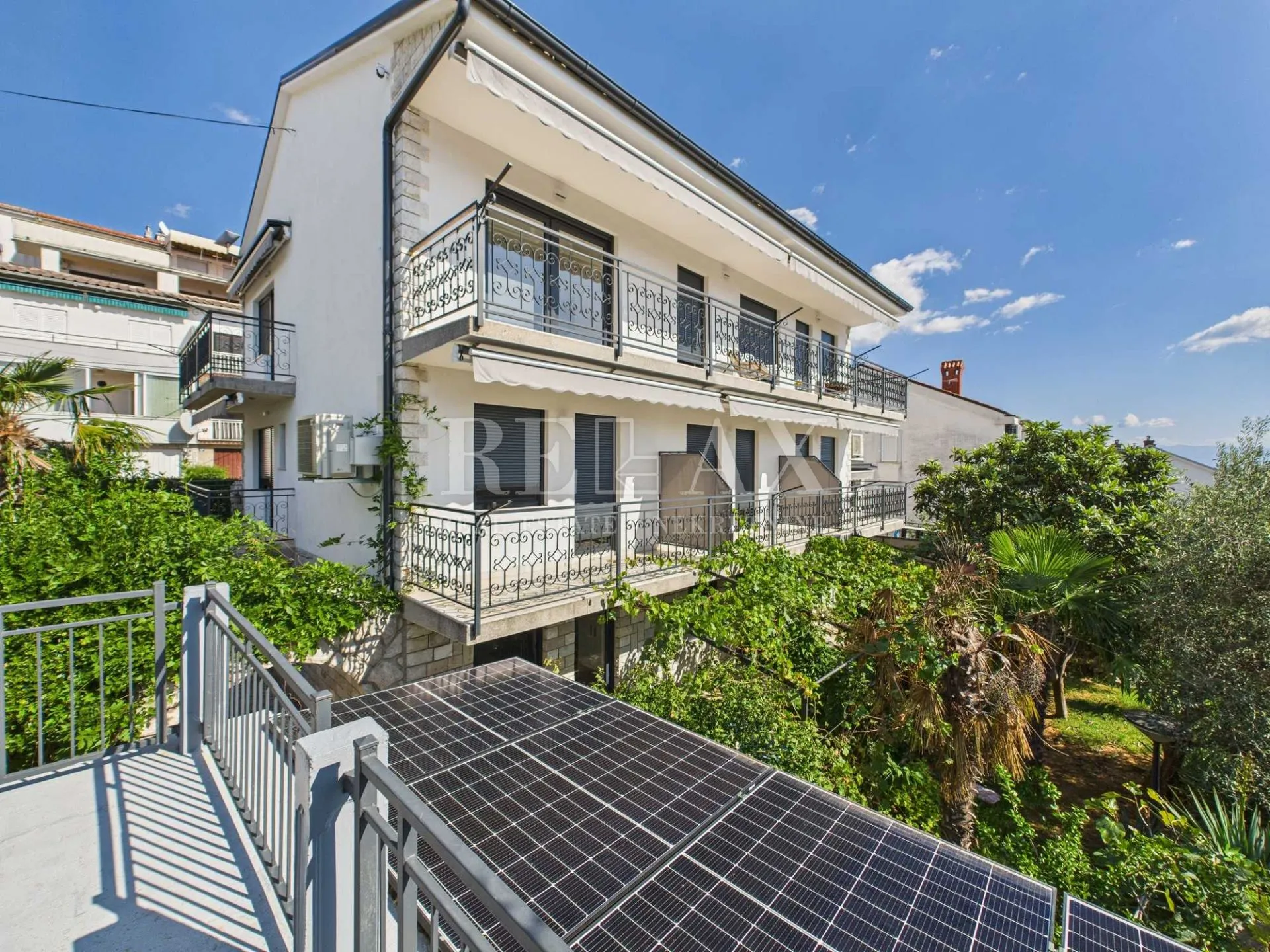 Dramalj – Višestambena kuća, idealna za turizam i investiciju - cover