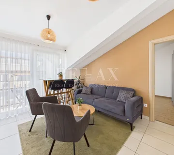 Crikvenica - stan u 1. redu do mora, 2 spavaće sobe - cover