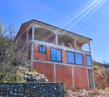 Sibinj Krmpotski - kuća u prvom redu do mora - cover