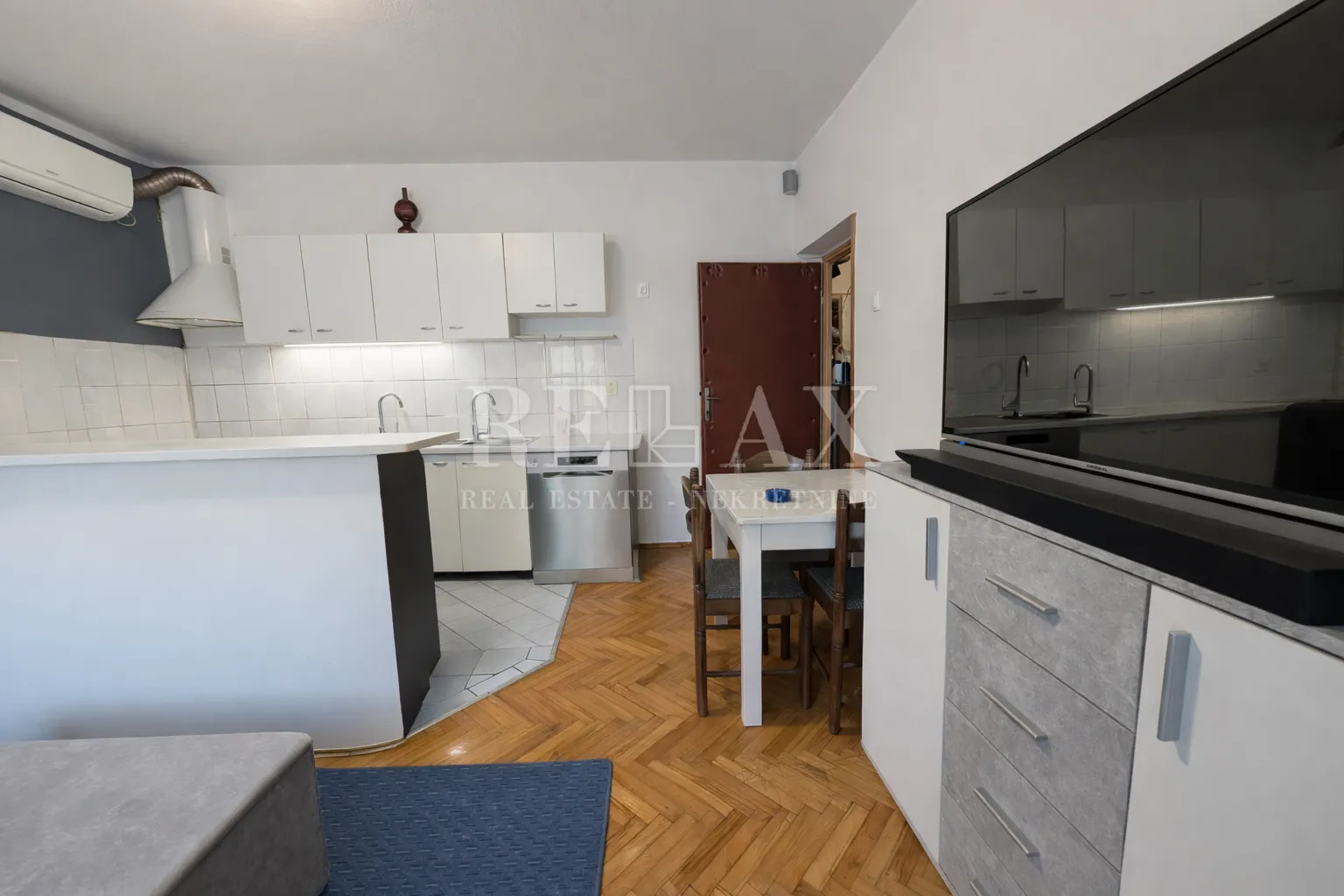 Rijeka, Belveder - dvosobni stan blizu centra  - cover