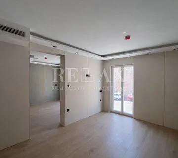 Crikvenica - apartman u centru grada - cover