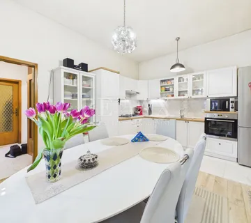 Hreljin - samostojeća kuća s okućnicom - cover