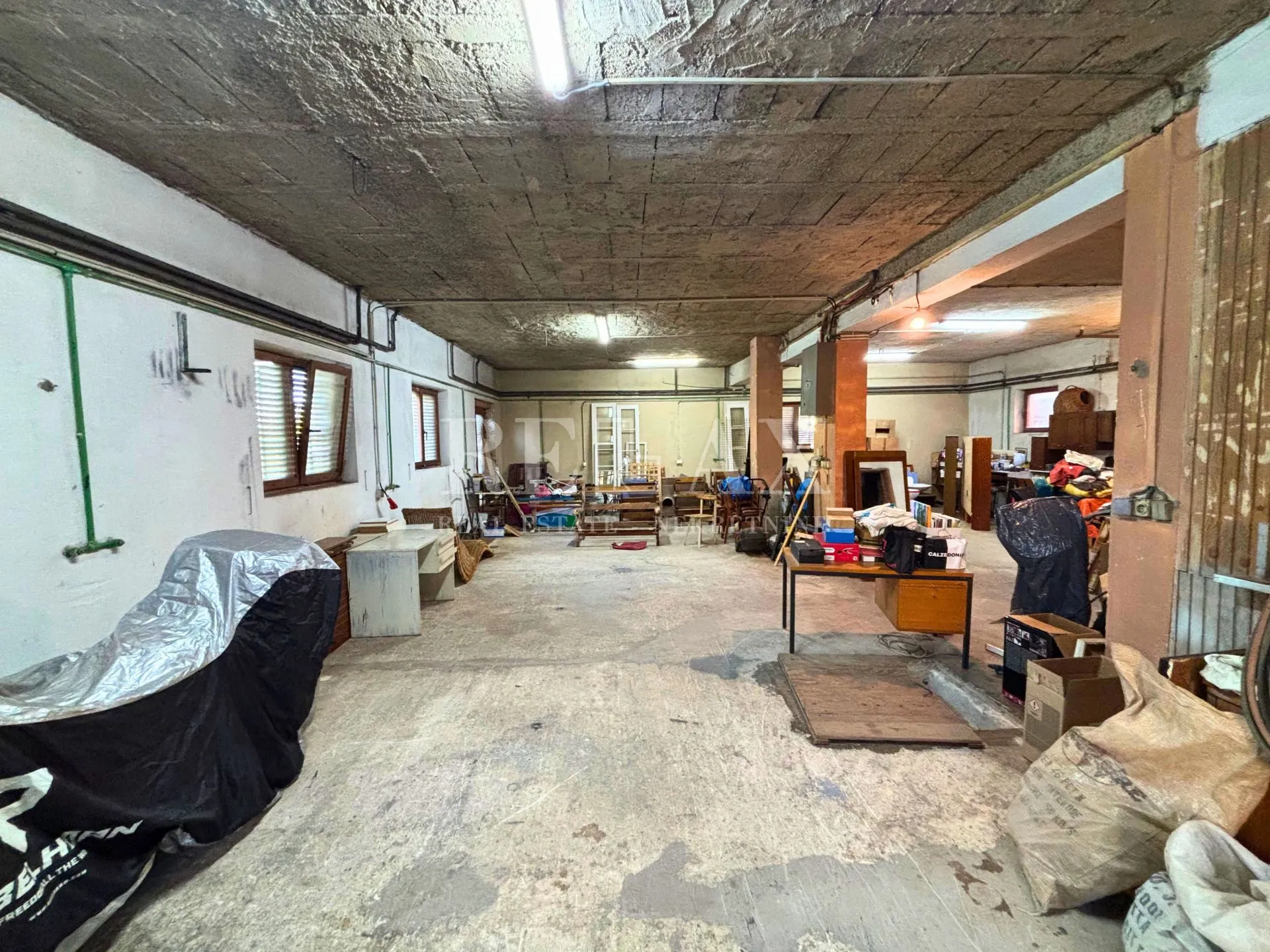 Rijeka, Viškovo - poslovni prostor za najam - cover