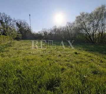 Rijeka, Marinići - ravan građevinski teren 735 m2 - cover