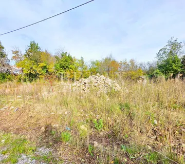 Kostrena - građevinsko zemljište 735 m2 - cover