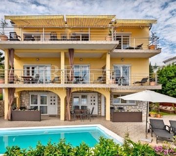 Crikvenica,Dramalj - Kuća sa 7 apartmana - cover