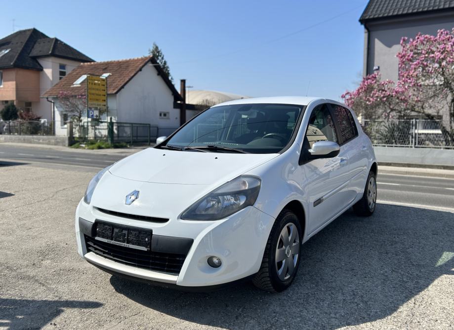 renault-clio-12-16v-slika-216743216
